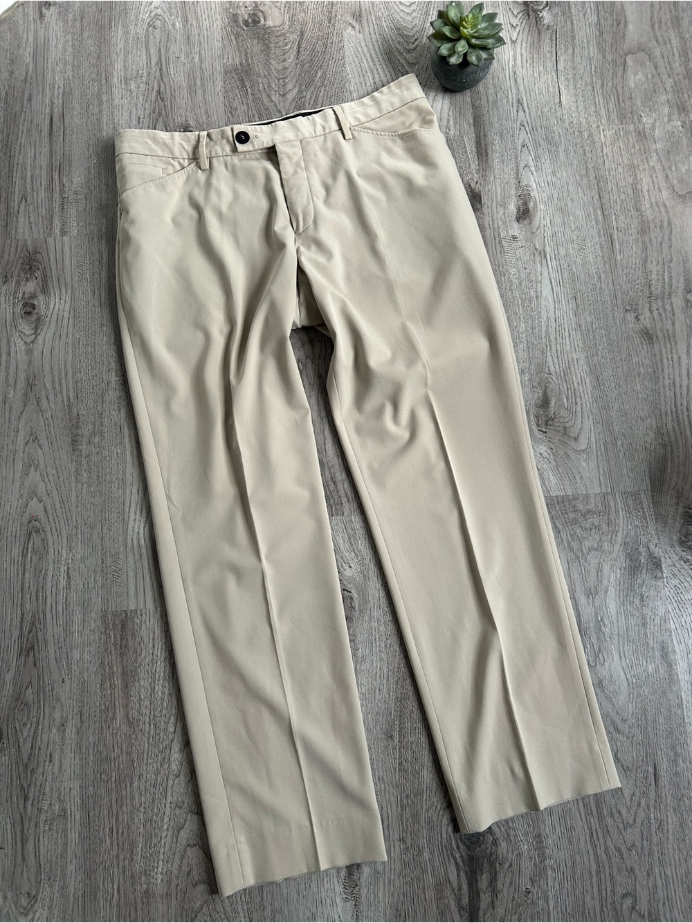 Alberto Leon Ceramica Luxury
Dress Pants Beige - Size 34 x
30 (EU 50)